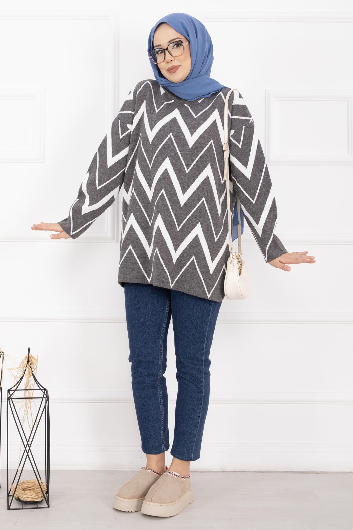 Lavin Zigzag Patterned Knit Sweater Grey – Image 4