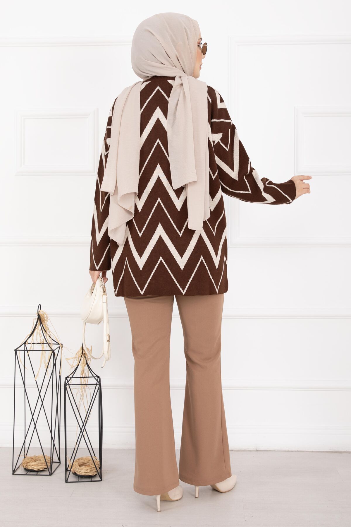 Lavin Zigzag Patterned Knit Sweater Brown - Image 6