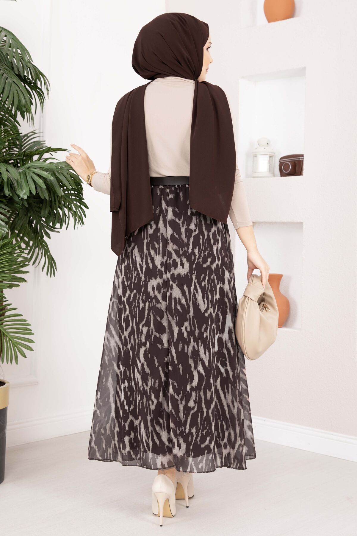 Leopard Print Chiffon Skirt with Belt Brown – Image 4