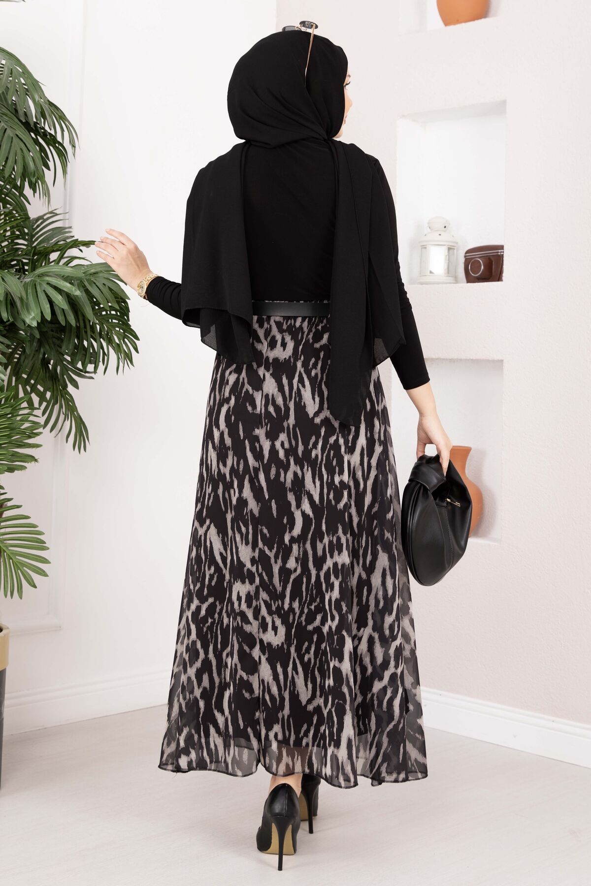 Leopard Print Chiffon Skirt with Belt Black – Image 5