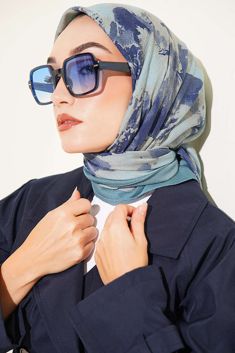 Marble-Patterned Scarf Mint