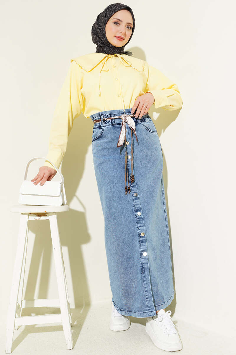 Metal Buttoned Belted Denim Skirt Light Blue – Image 2