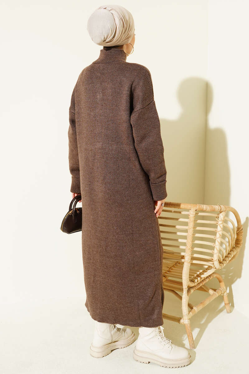 Metal Gold Button Long Knit Cardigan Brown – Image 3