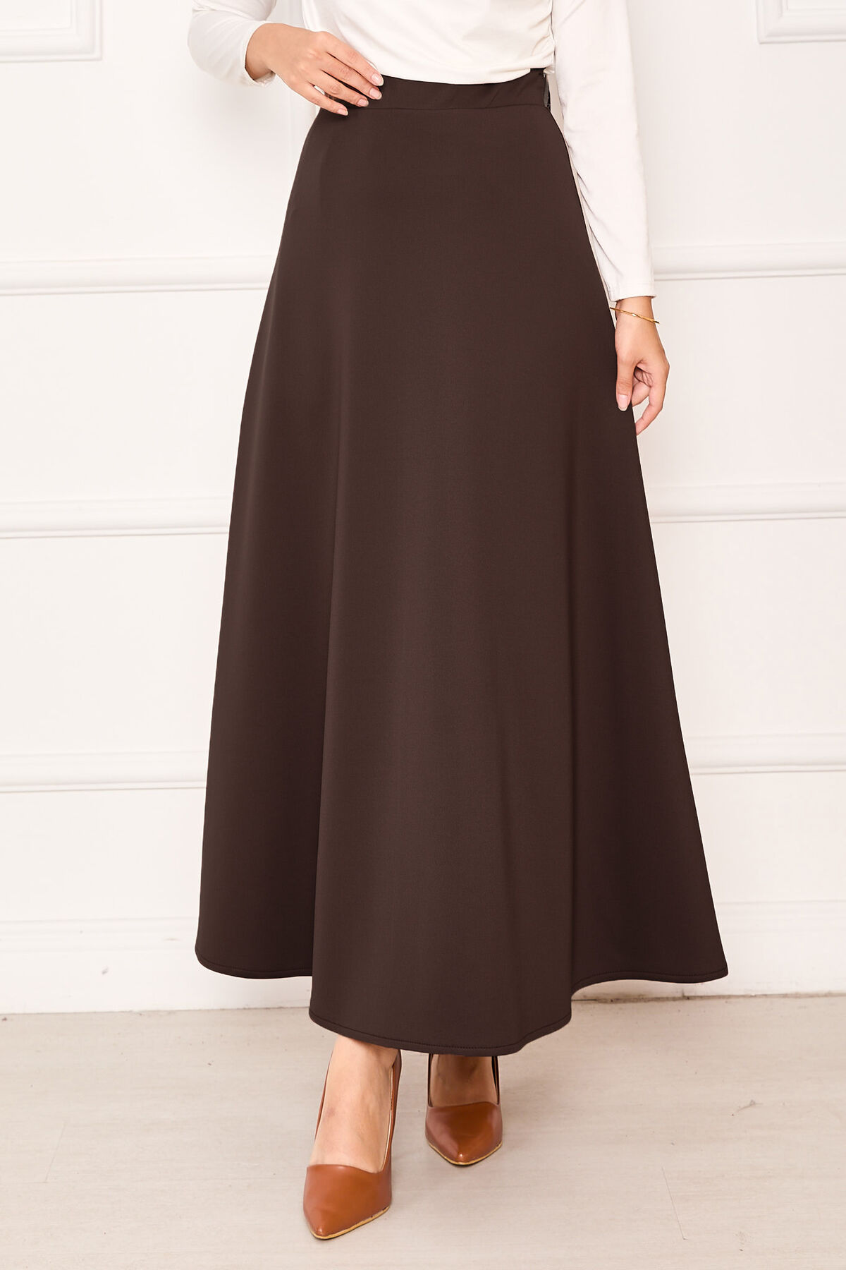 Mevlana Scuba Modest Hem Edge Skirt Brown – Image 2