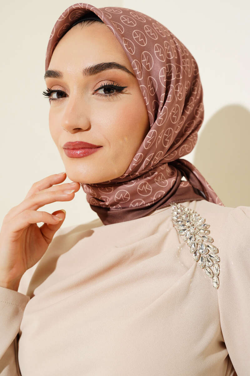 Soft Scarf Brown – Image 2