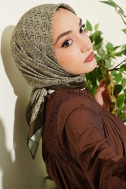 Alternative view of Soft Scarf Camouflage Green
