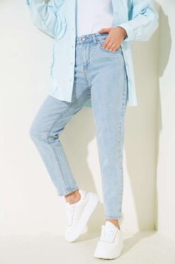 Mom Friend Straight Leg Jeans Snow Wash