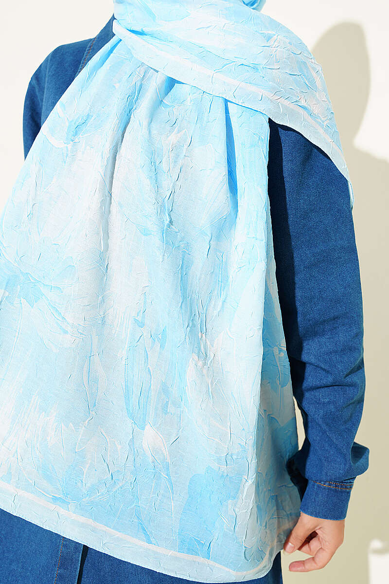 Bamboo Crinkle Shawl with Nilufer Pattern Ice Blue - Image 4