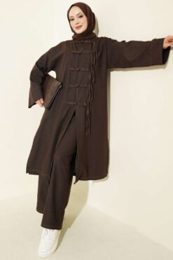 Two-Piece Set with Front Brit Detailing Dark Brown