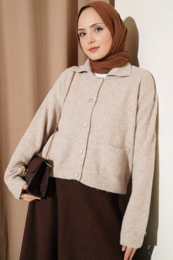 Front-Buttoned Gold-Buttoned Knit Cardigan with Pocket Beige