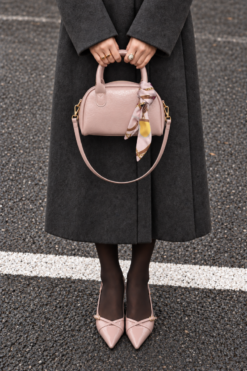 Oval-shaped handbag with a scarf accent Powder Pink