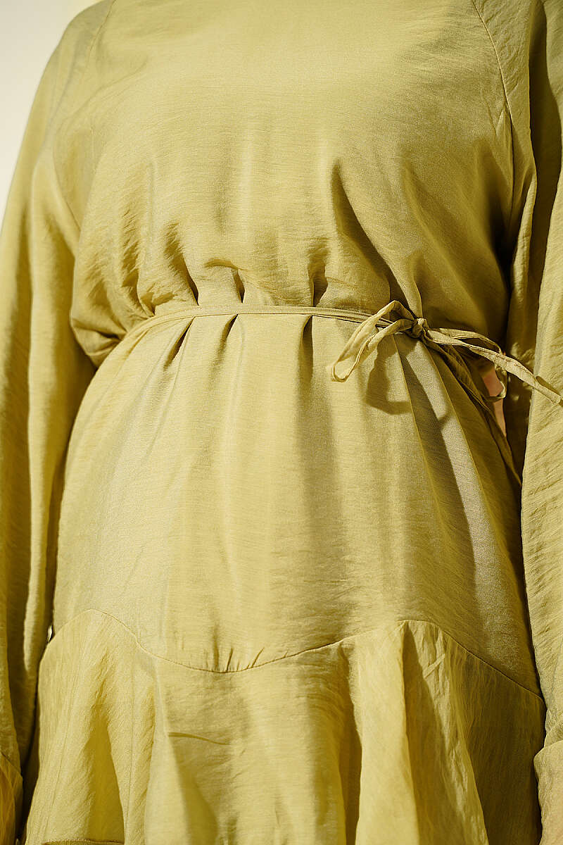 Ruffled Hem Belted Two-Piece Set Oil Green - immagine 4