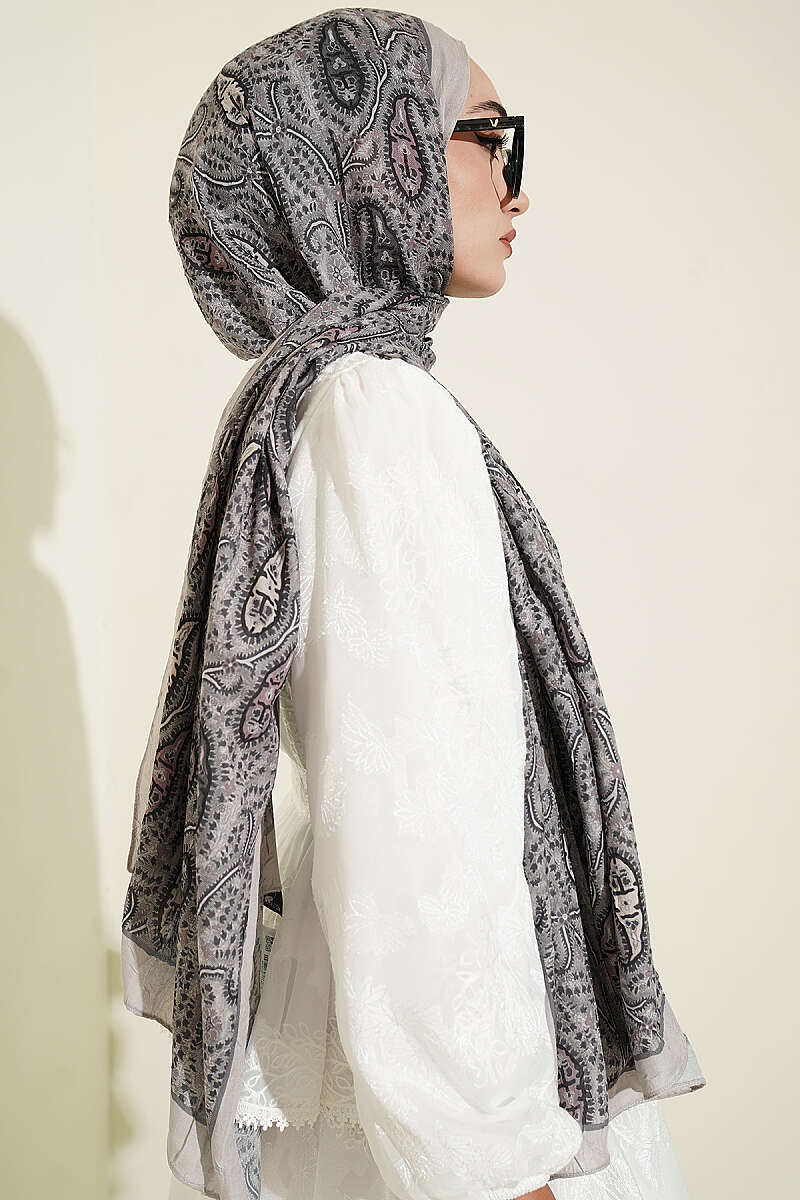 Paisley Print Modal Scarf Beige - Image 3