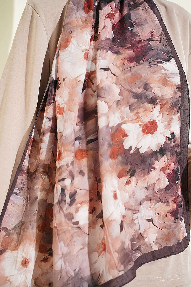 Daisy Pattern Bamboo French Terry Shawl Chestnut - immagine 4