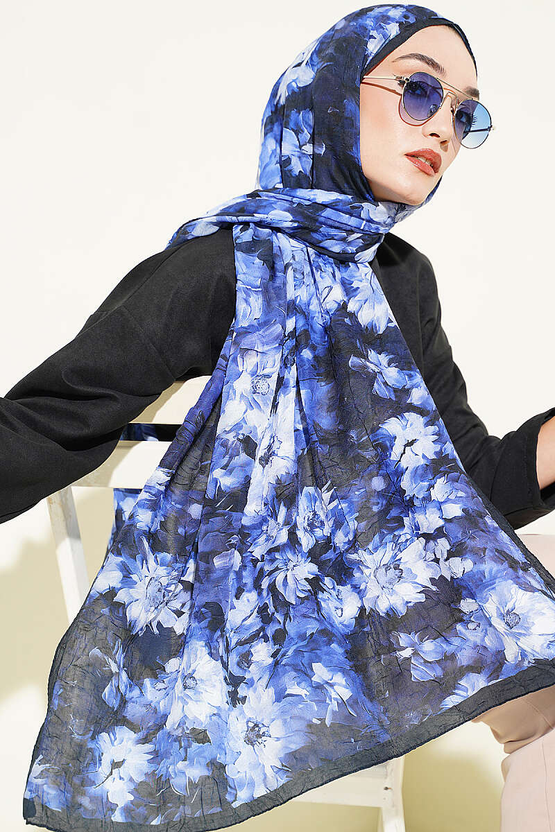 Daisy Pattern Bamboo French Terry Shawl Navy Blue