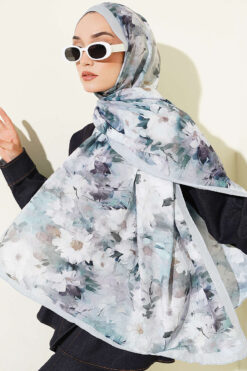 Alternative view of Daisy Pattern Bamboo French Terry Shawl Mint