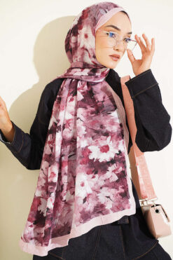 Alternative view of Daisy Pattern Bamboo French Terry Shawl Pink