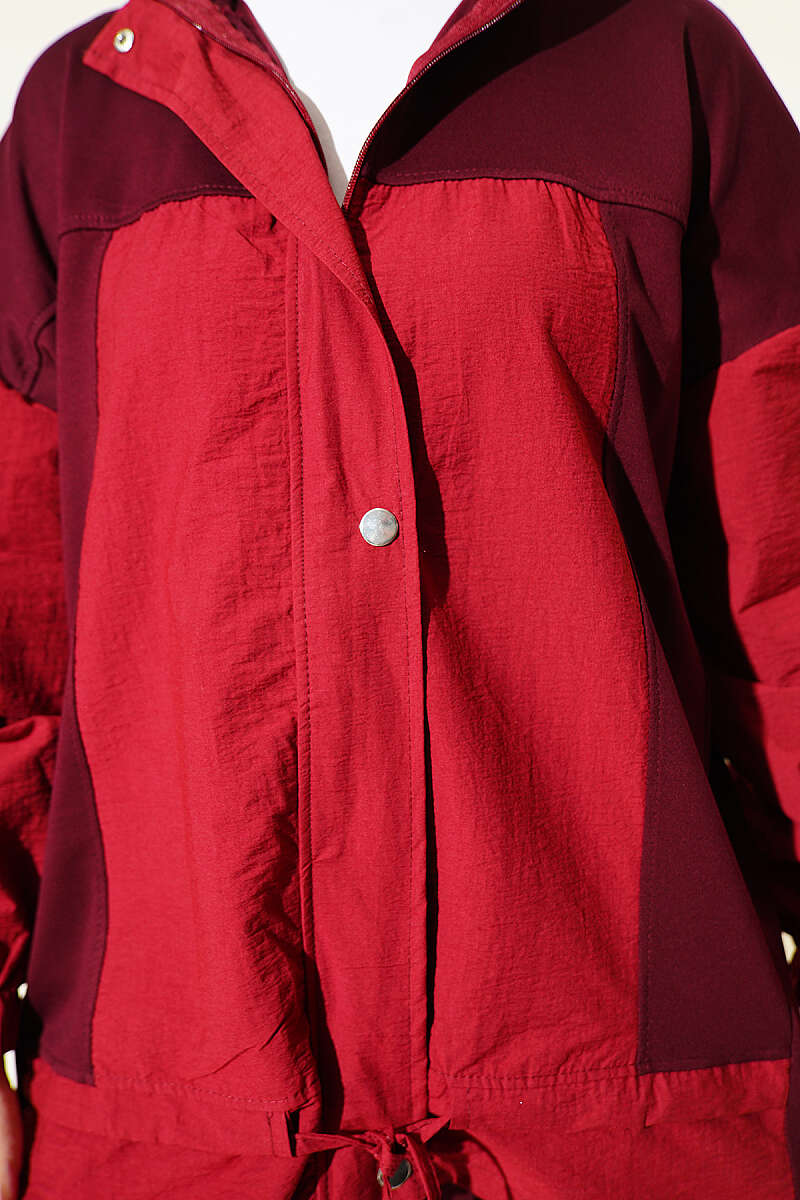 Partially Detailed Snap Button Two-Piece Set Burgundy - immagine 4
