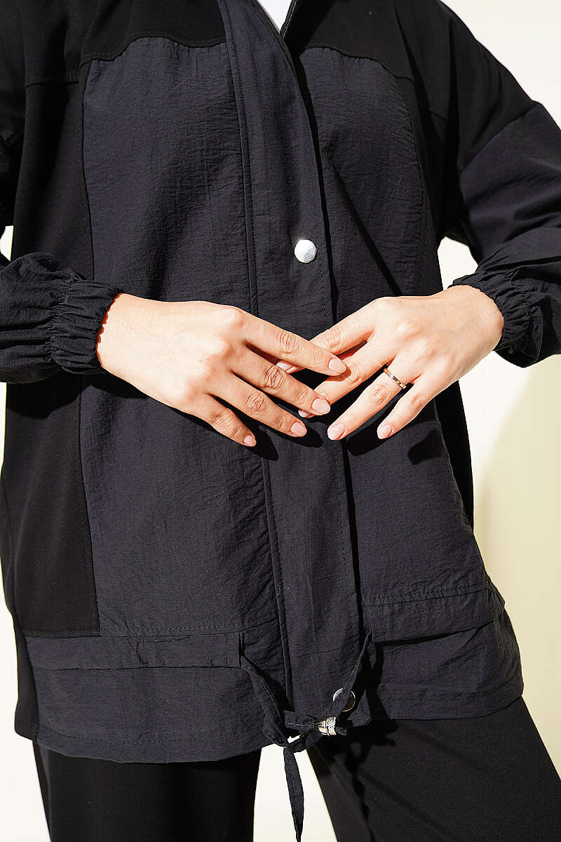 Partially Detailed Snap Button Two-Piece Set Black – Image 4