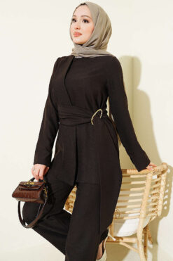 Alternative view of Two-Piece Set with Detailed Parts and Gold Buckle Dark Brown