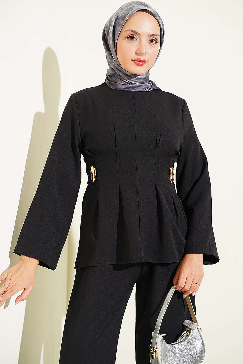 Pleated Two-Piece Set with Side Gold Buckle Black - Image 2