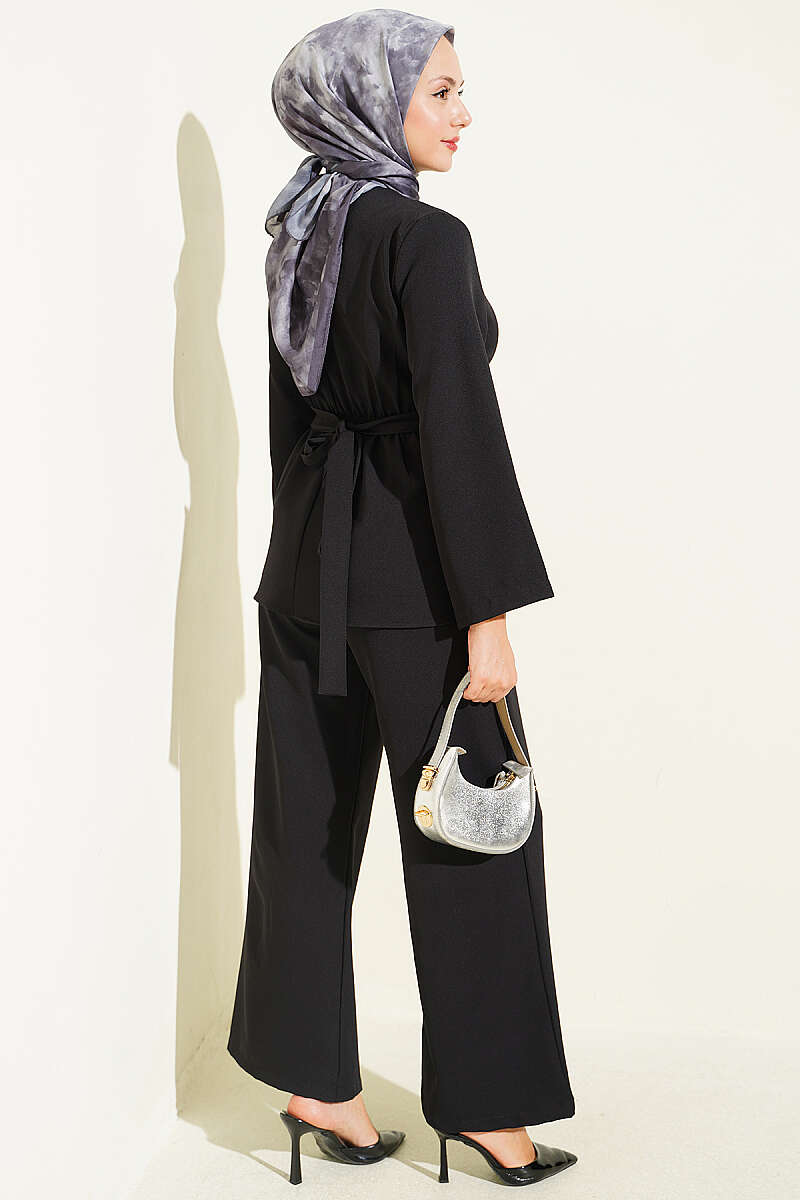 Pleated Two-Piece Set with Side Gold Buckle Black - Image 3