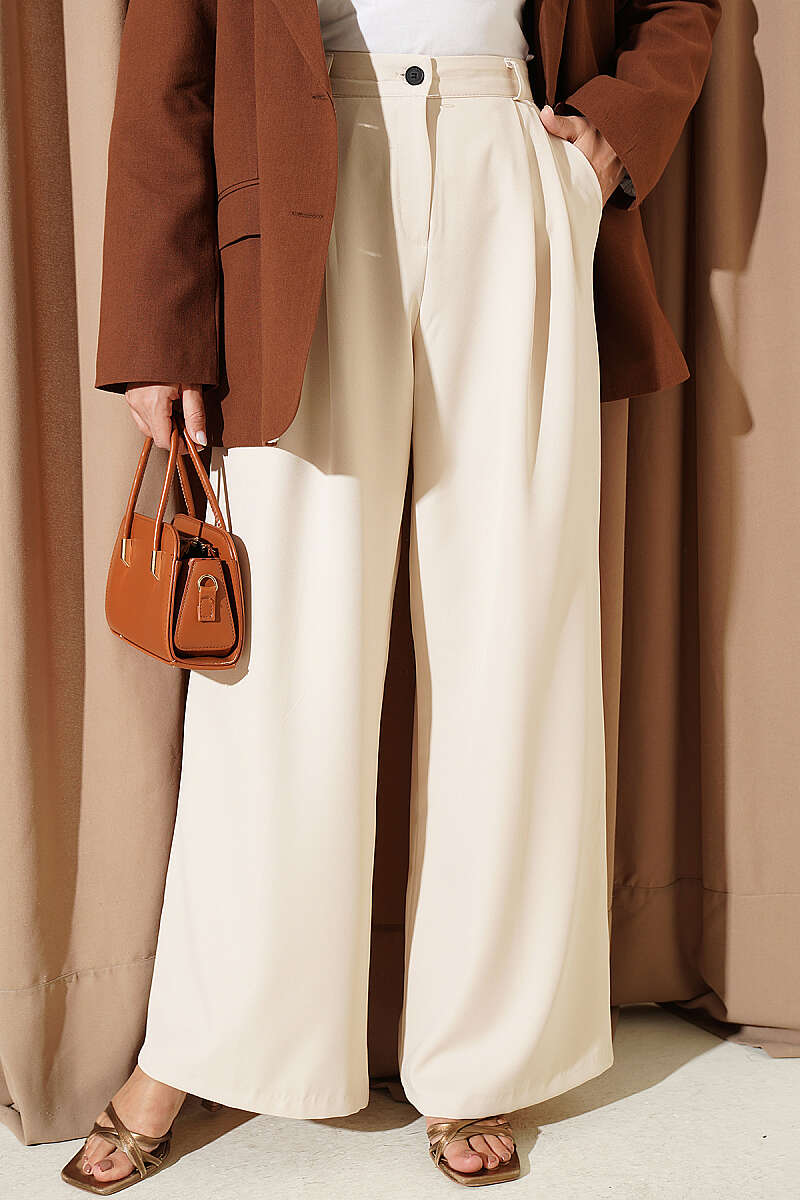 Fleece-Trimmed Palazzo Pants Beige