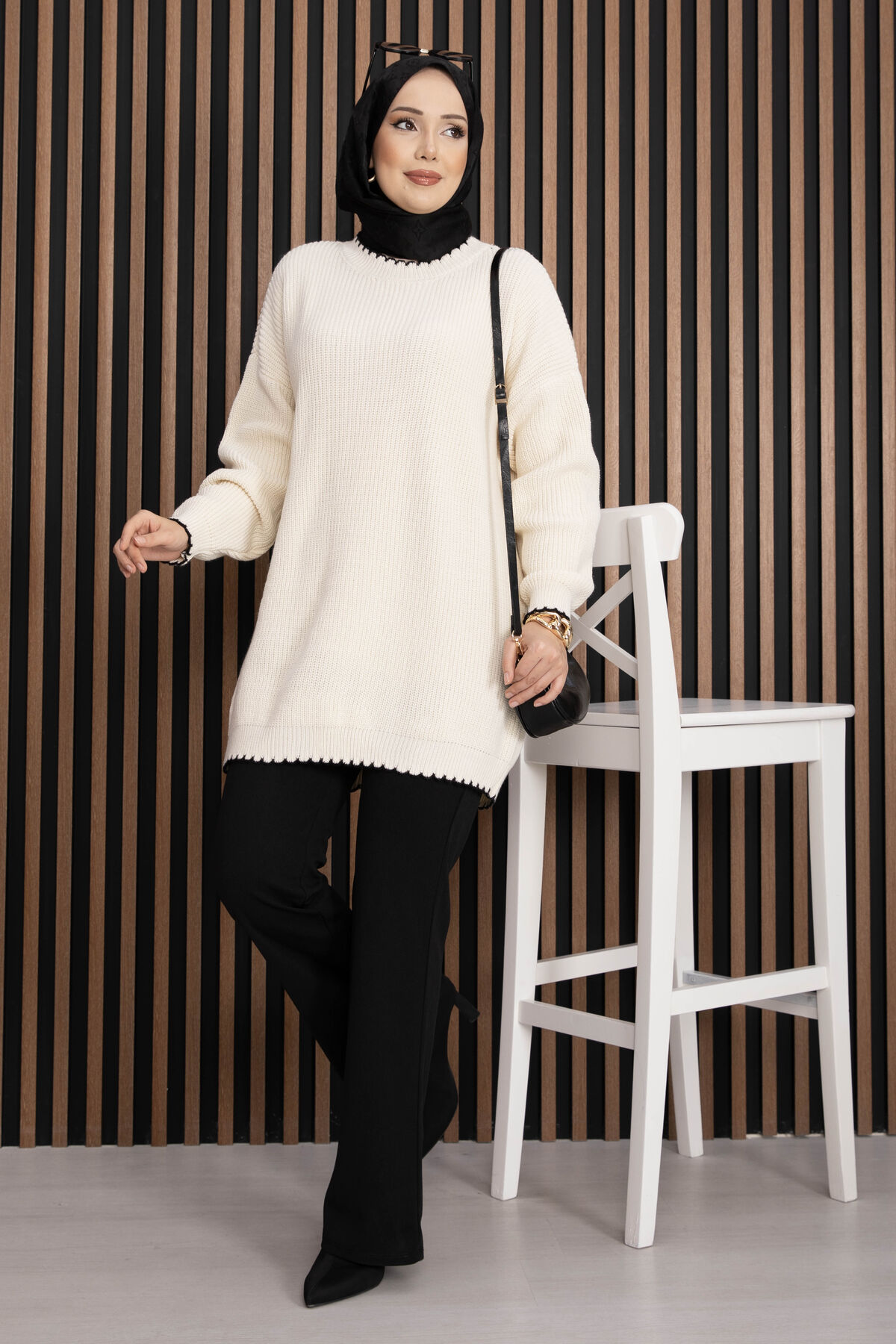 Ribbed Oversized Knit Sweater Ecru