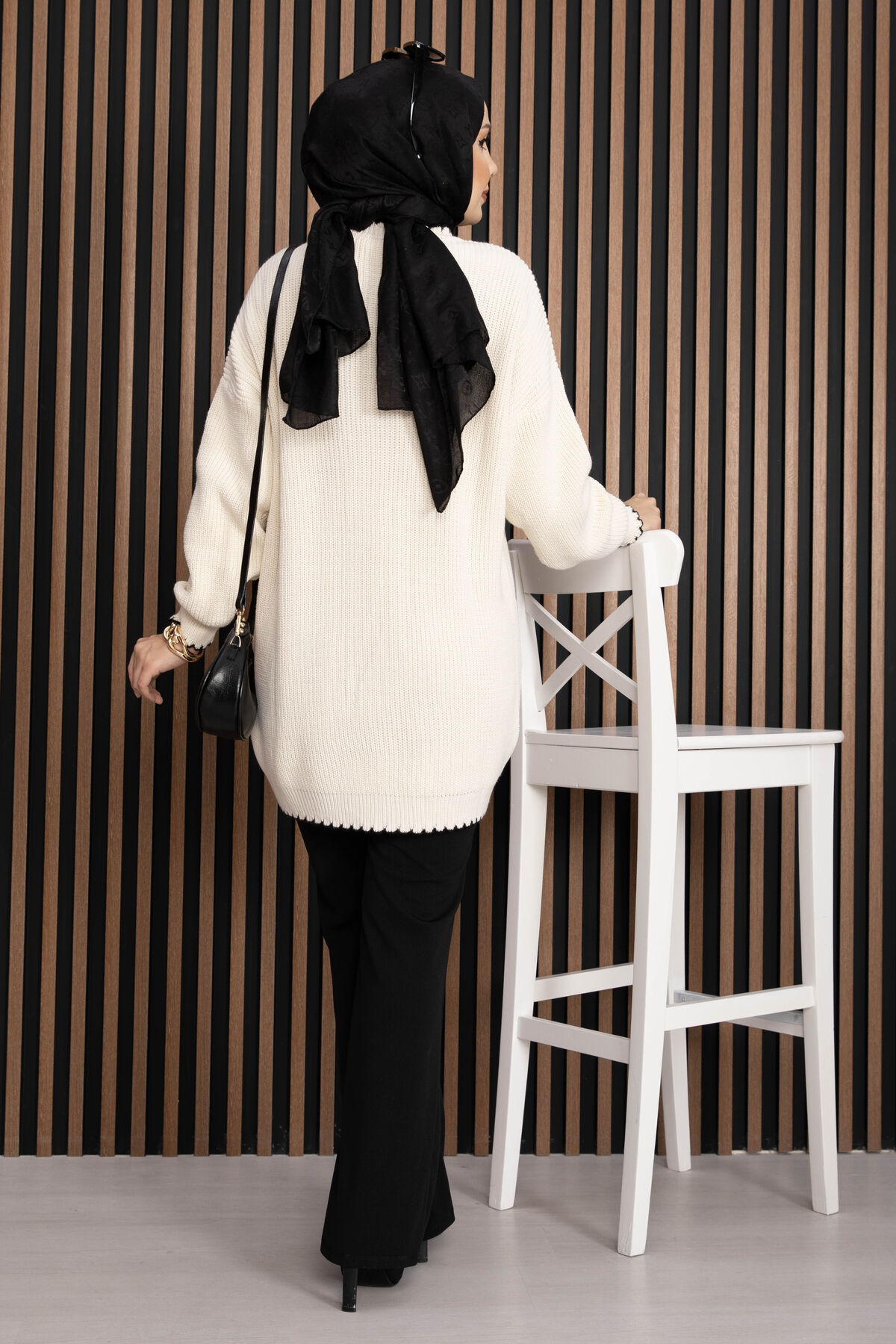 Ribbed Oversized Knit Sweater Ecru – Bild 4