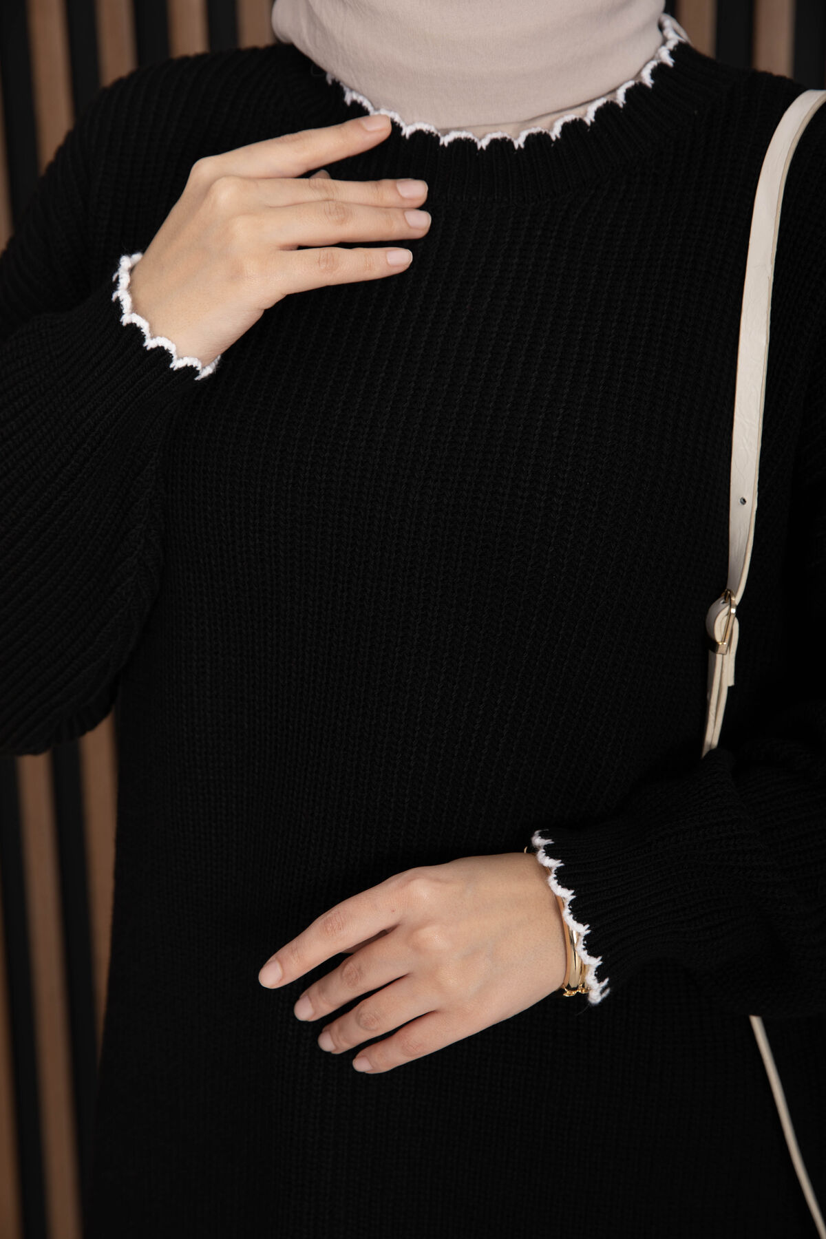 Ribbed Oversized Knit Sweater Black - immagine 5