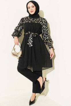 Alternative view of Ruffled Detail Tunic with Gipe Features Gold