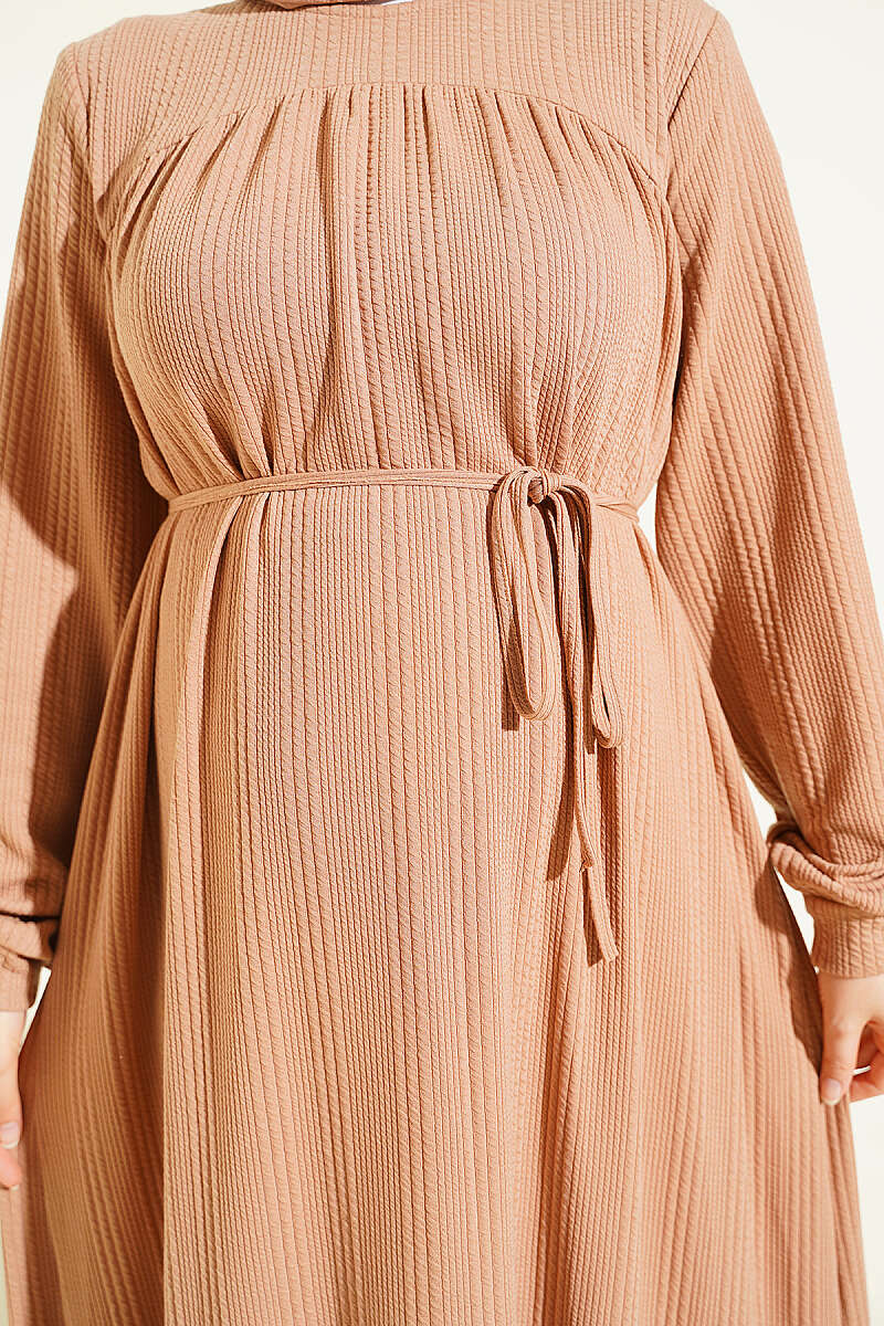 Ruffled Self-Patterned Dress Latte - immagine 4