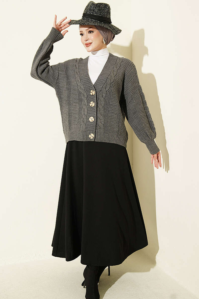 Knitted Short Cardigan with Button Details Smoke – Bild 2