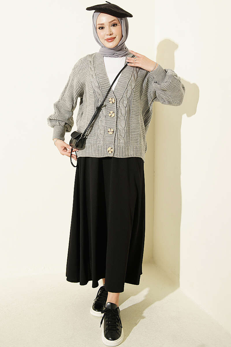 Knitted Short Cardigan with Button Details Grey - الصورة 2