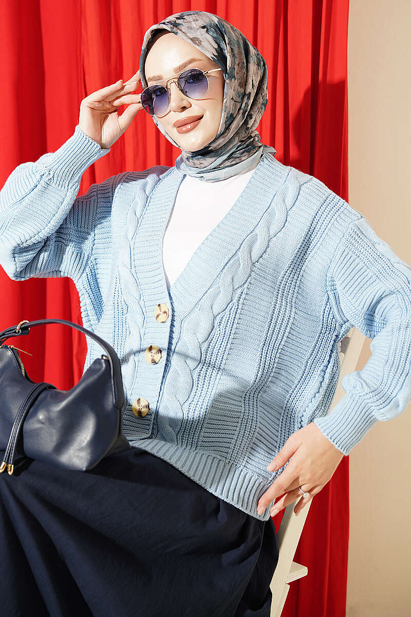 Knitted Short Cardigan with Button Details Blue