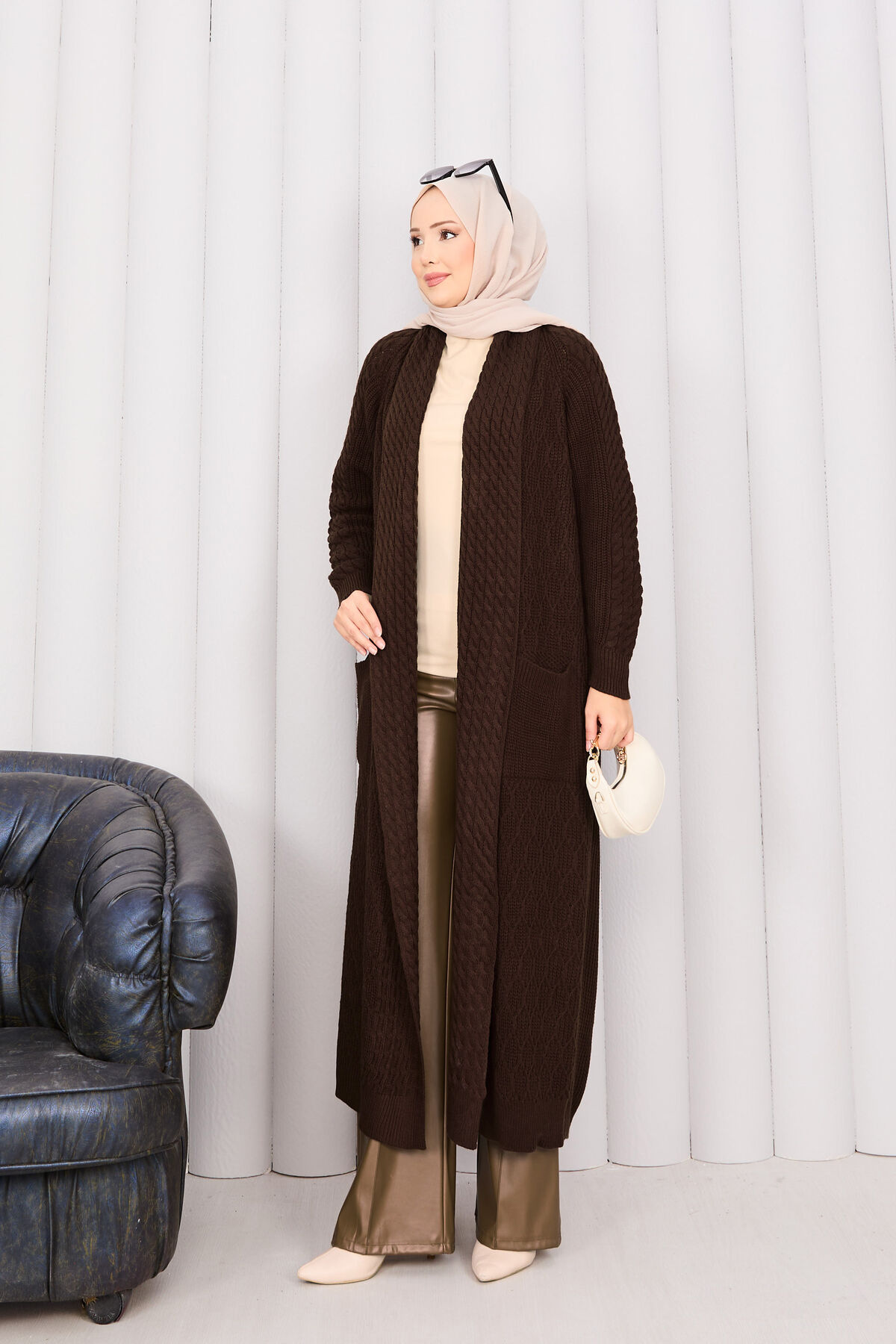 Braided Knit Cardigan with Shawl Collar for Modest Wear Brown - الصورة 3