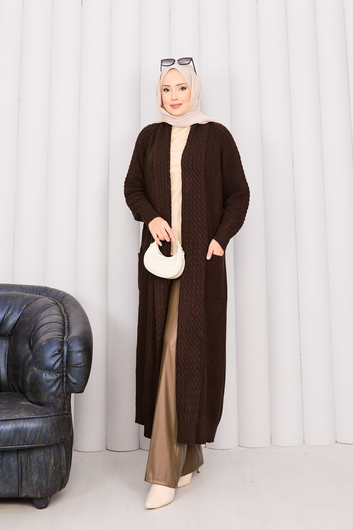Braided Knit Cardigan with Shawl Collar for Modest Wear Brown - الصورة 4