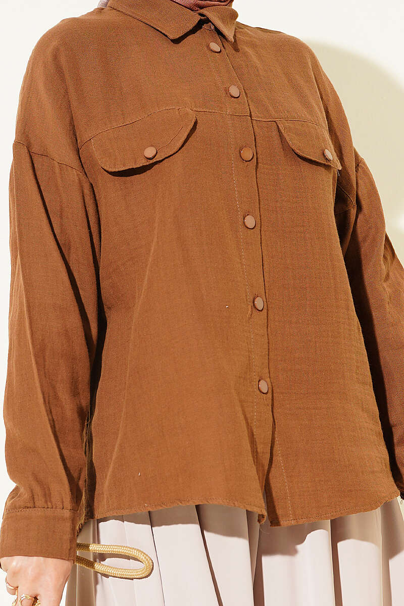 Shirt with Faux Pocket Flap in Muslin Brown - الصورة 4