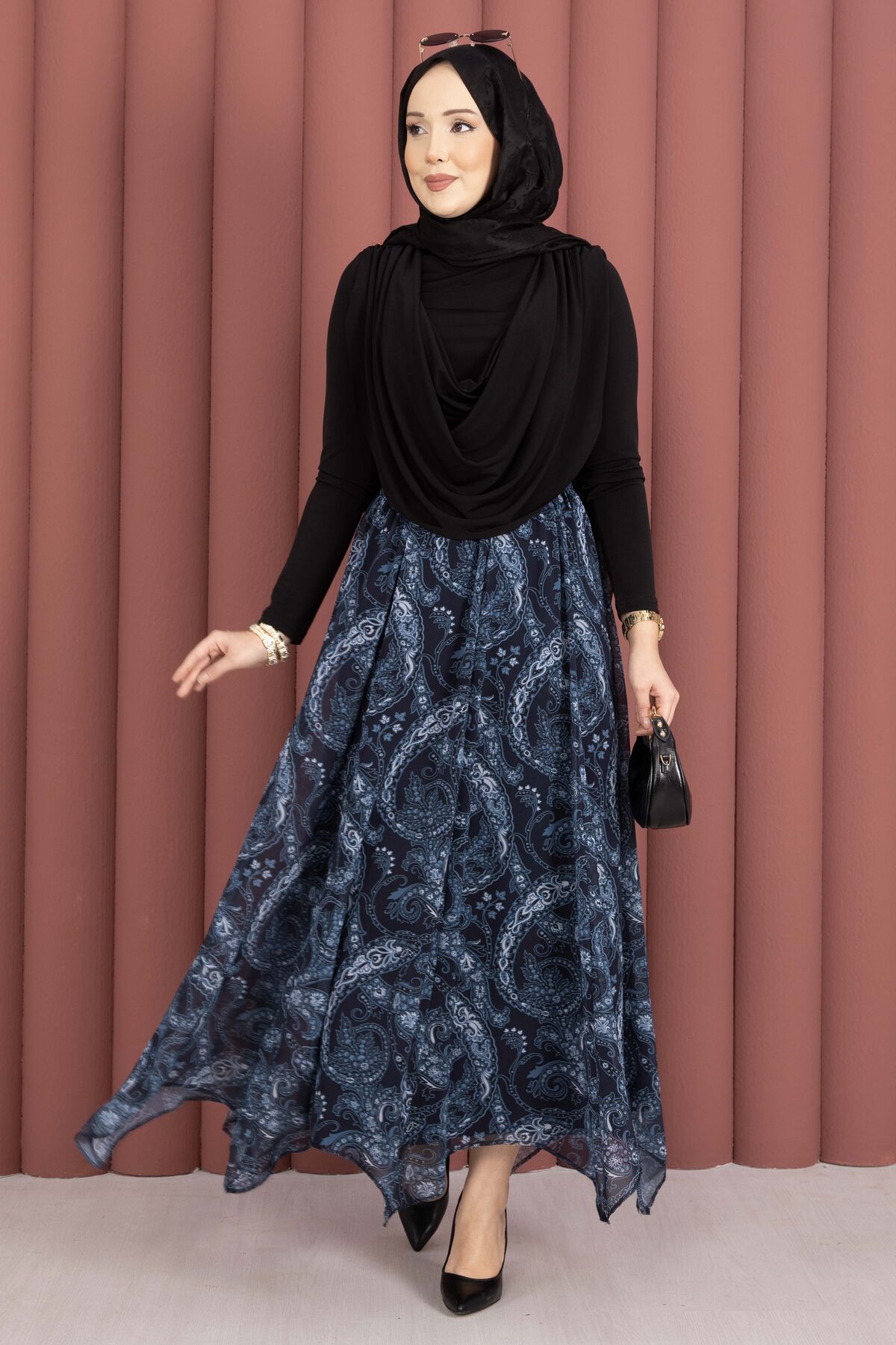 Asymmetrical Cut Chiffon Skirt with Shawl Print Navy Blue – Bild 3