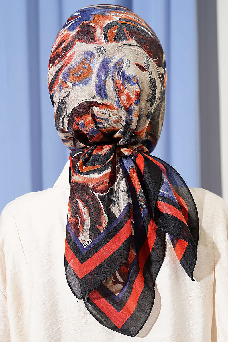 Twisted Pattern Elegance Scarf Black - الصورة 3