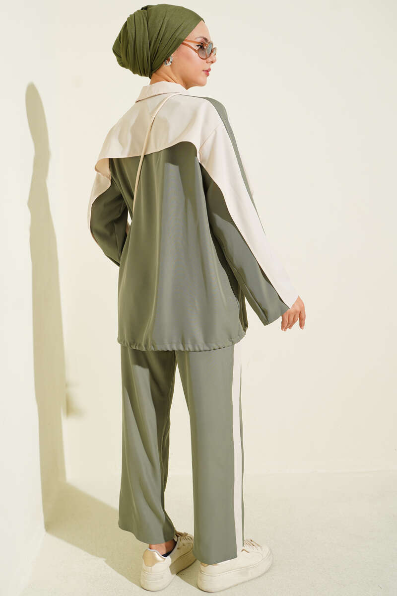 Striped Detail Zip-Up Two-Piece Set Khaki - الصورة 3