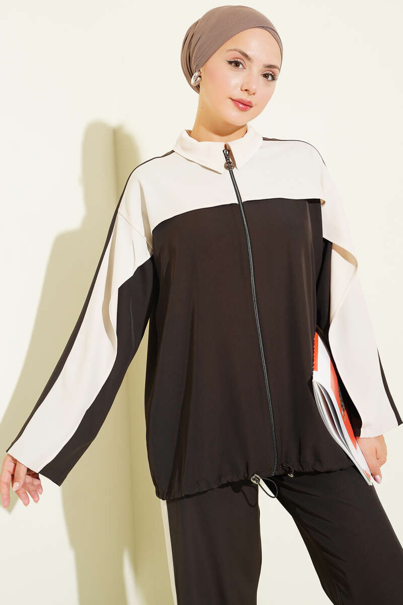 Striped Detail Zip-Up Two-Piece Set Brown - الصورة 2