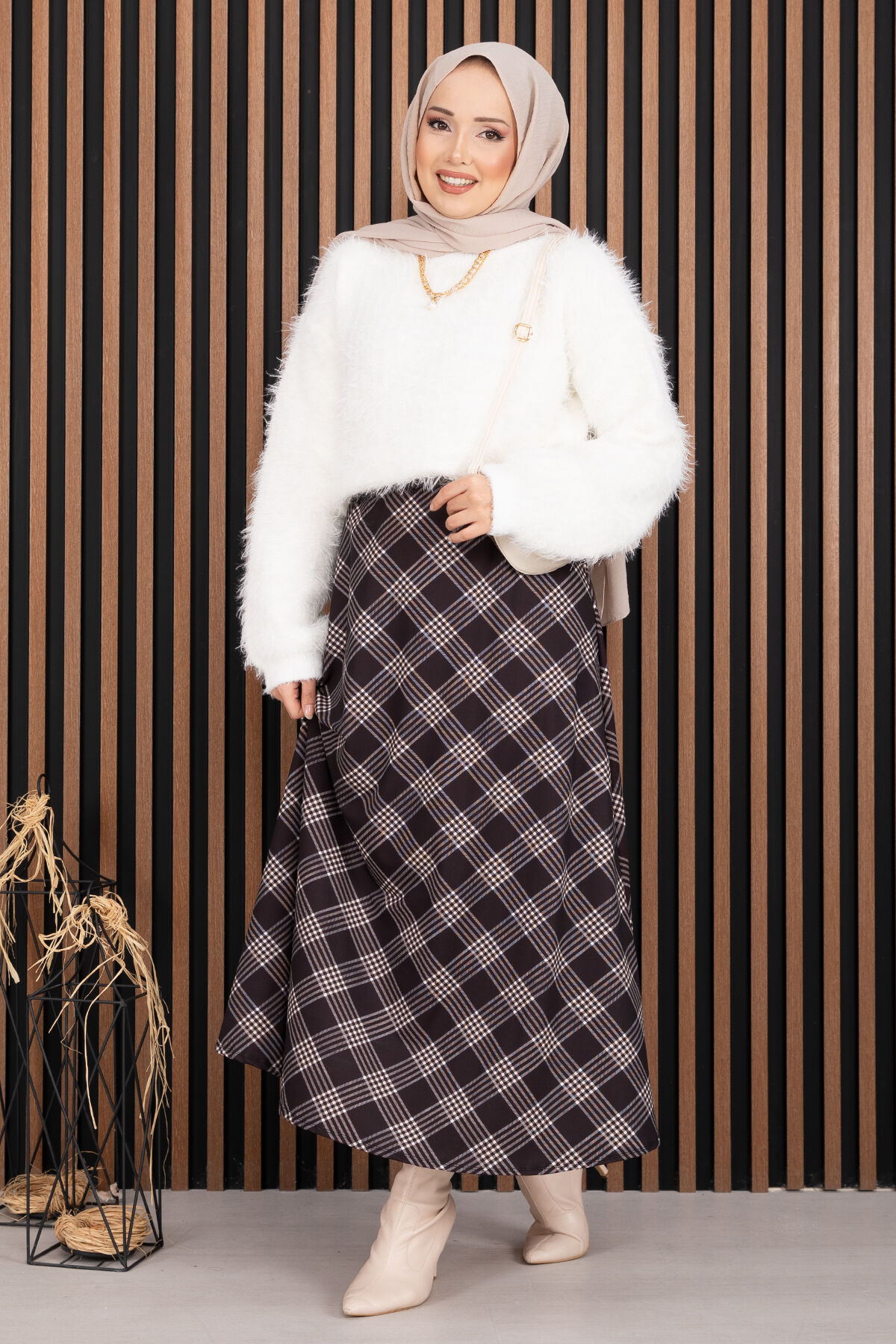 Soft Plush Textured Knit Sweater Ecru
