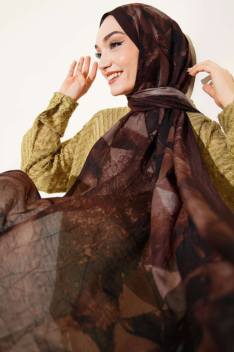 Triangle Pattern Bamboo Crinkle Scarf Dark Brown