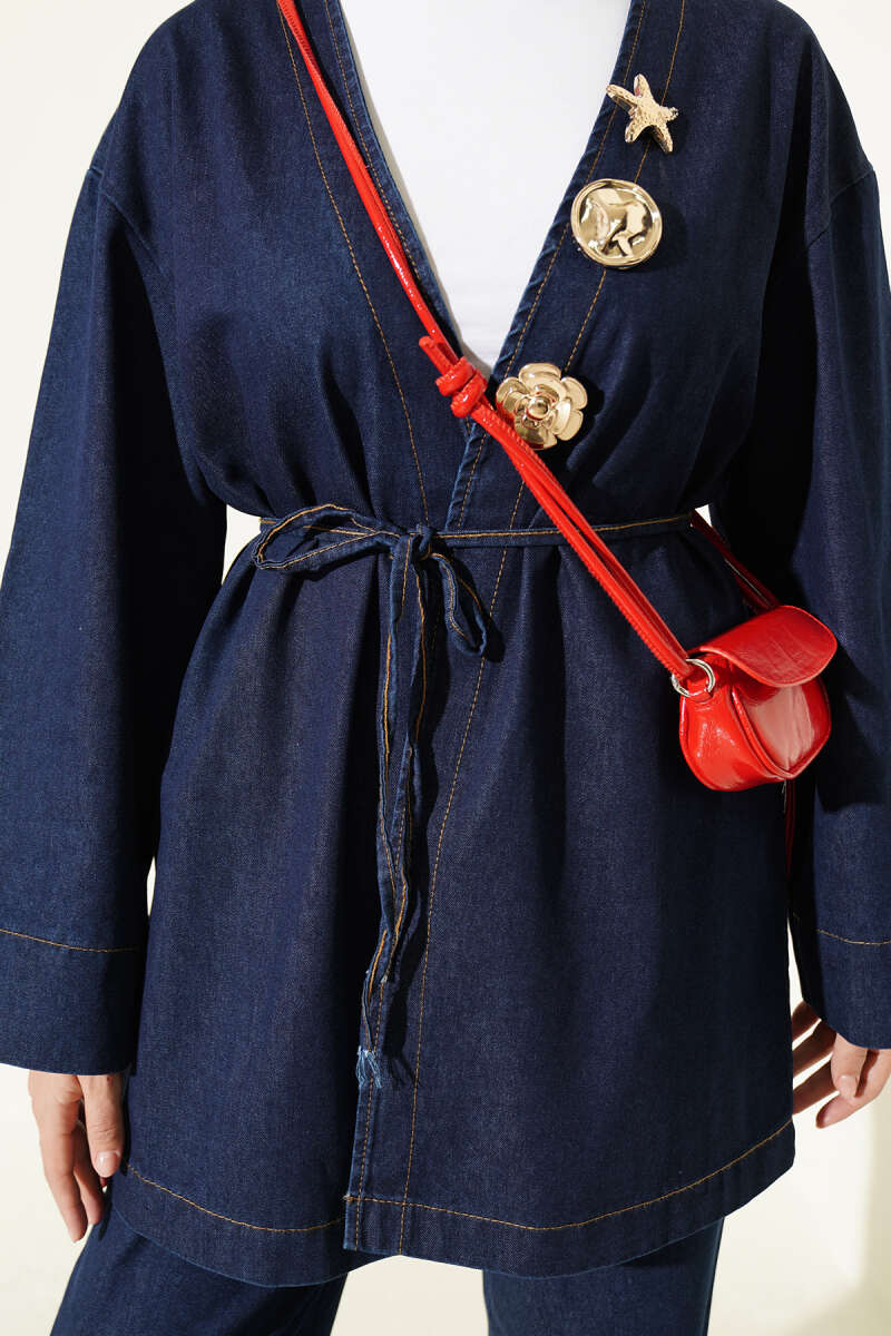 V-Neck Brooch-Embellished Denim Two-Piece Set Dark Blue - immagine 4