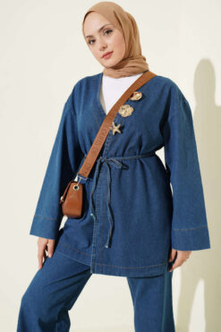 Alternative view of V-Neck Brooch-Embellished Denim Two-Piece Set Blue