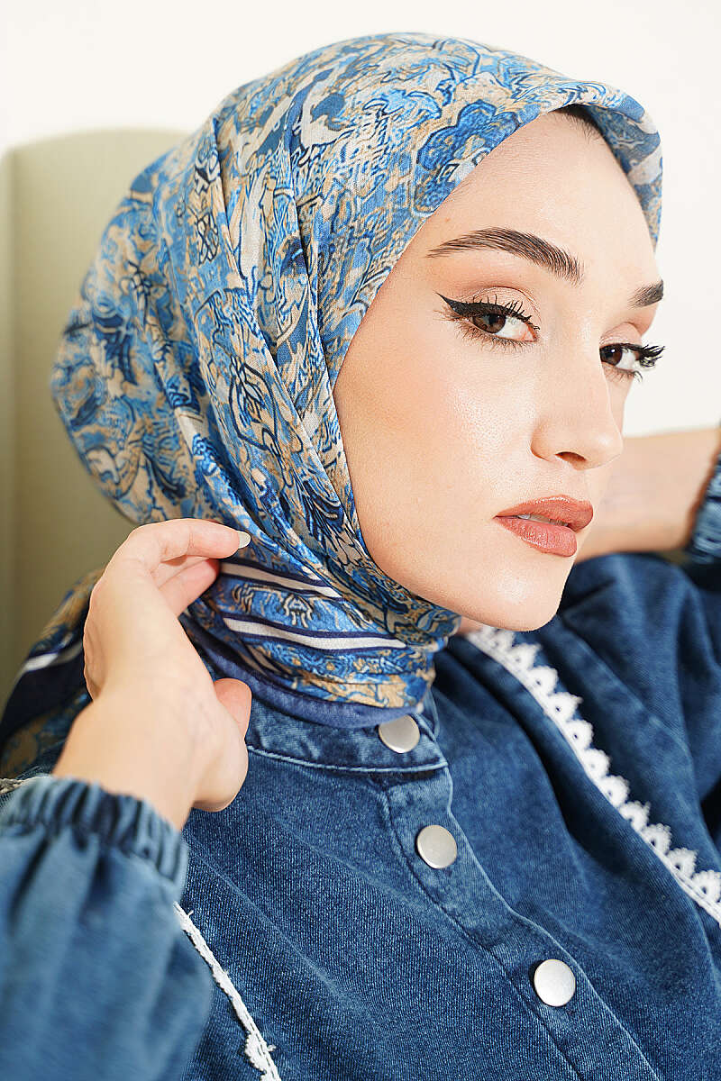 Velora Patterned Soft Shawl Navy Blue - Image 2