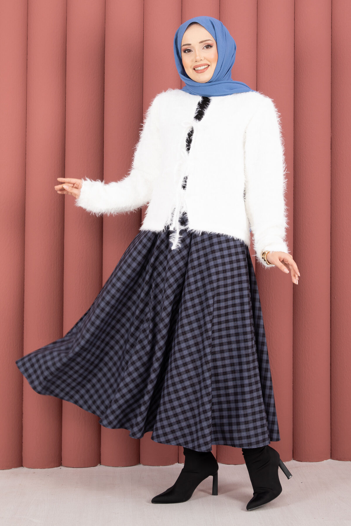 Vera Plush Cardigan with Front Tie Ecru - Imagen 2