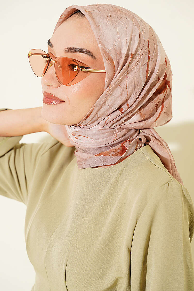 Verona Patterned Bamboo Crinkle Scarf Latte - الصورة 2