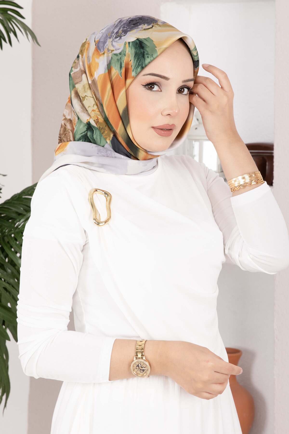 Vintage Rose Pattern Scarf Series Grey